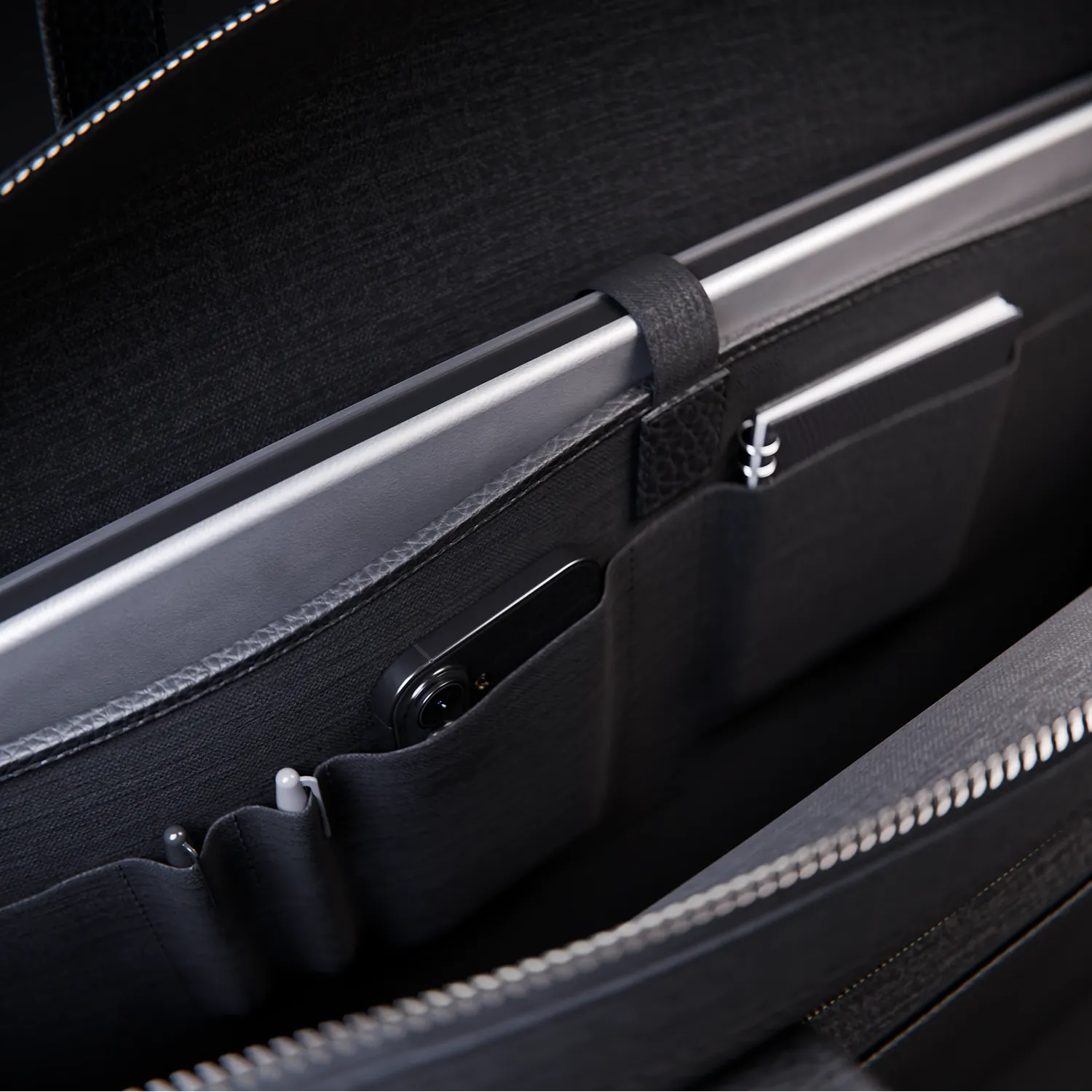 Andreas Herb Business Bag aus schwarzem Leder Innenansicht